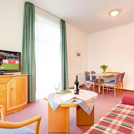 Idyll, Haupthaus Whg 656 * Зеллин